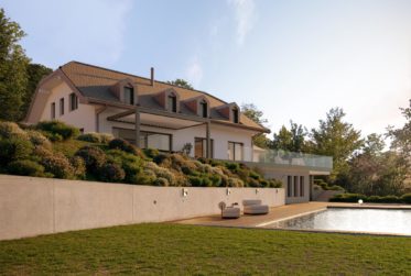 Villa d'exception neuve avec vue panoramique sur le lac